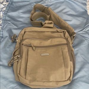 Baggalini backpack